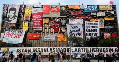 farkli yorum blog post